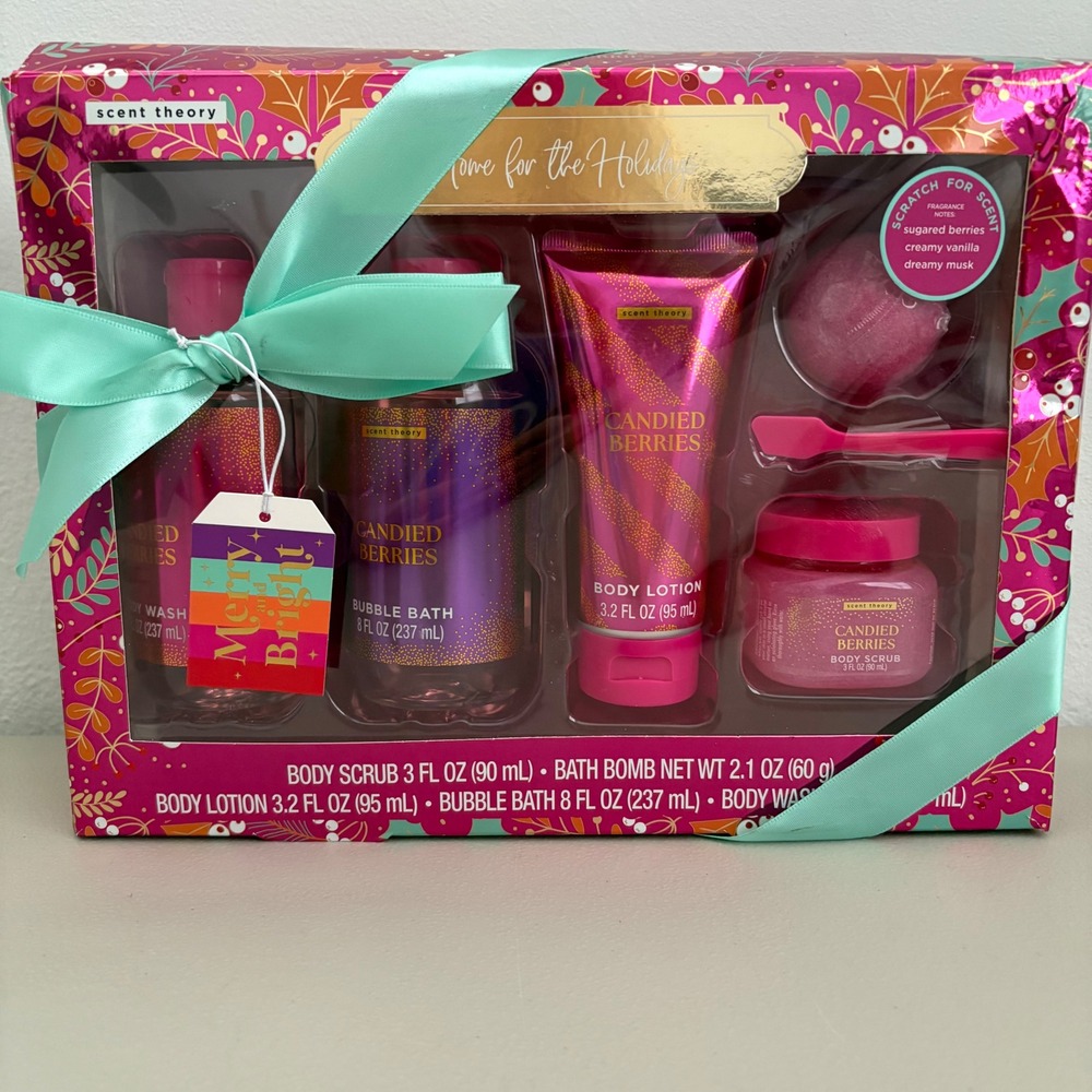 Scent Theory Candied Berries Home for the Holidays 5-Piece BathBody Gift Set NEW